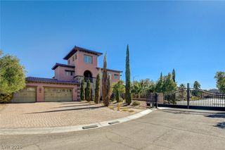 8490 Via De Bellasidra Court, Las Vegas, NV 89123