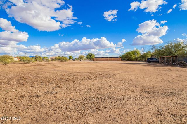 7396 W CABALLERO Court, Arizona City, AZ 85123