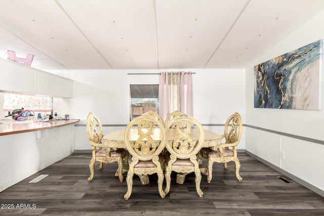 7396 W CABALLERO Court, Arizona City, AZ 85123