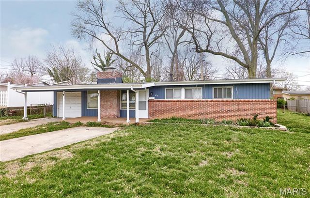 475 Countryside Drive, Florissant, MO 63033