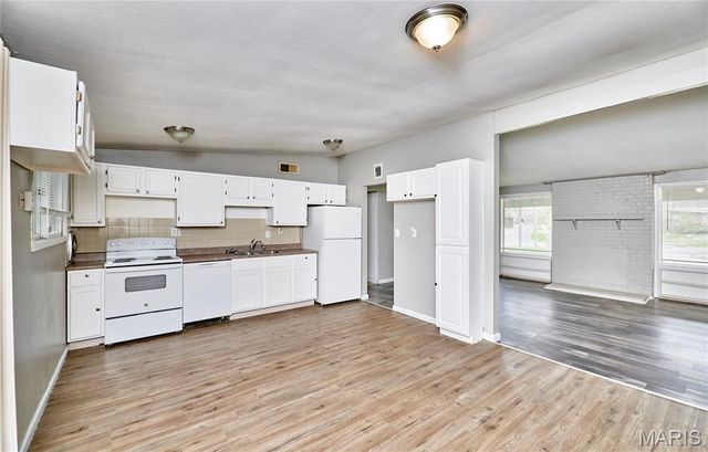 475 Countryside Drive, Florissant, MO 63033