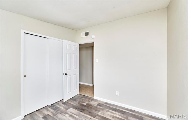 475 Countryside Drive, Florissant, MO 63033