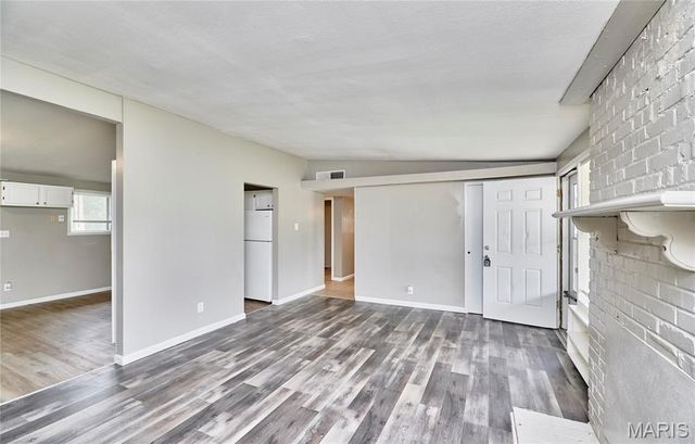 475 Countryside Drive, Florissant, MO 63033