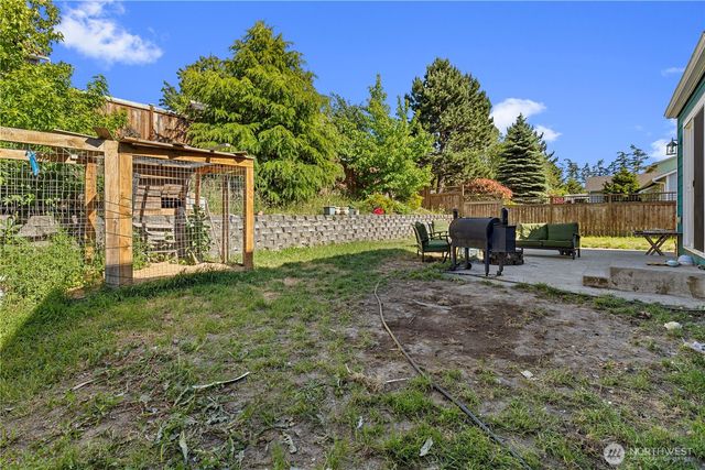 1702 SW Ulysses Street, Oak Harbor, WA 98277