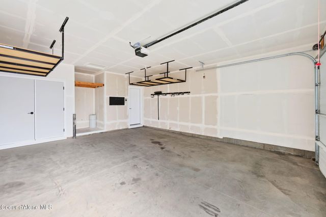 1067 E Percival Ave, Post Falls, ID 83854