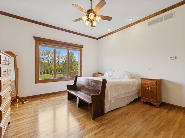 10612 NW 75th Place, Johnston, IA 50131
