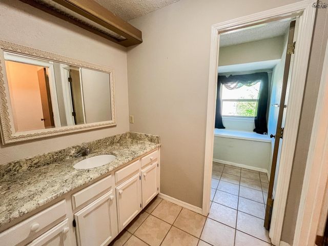 4718 TORTUGA TRAIL, Wichita Falls, TX 76309