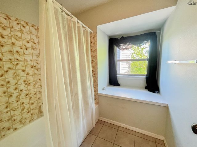 4718 TORTUGA TRAIL, Wichita Falls, TX 76309