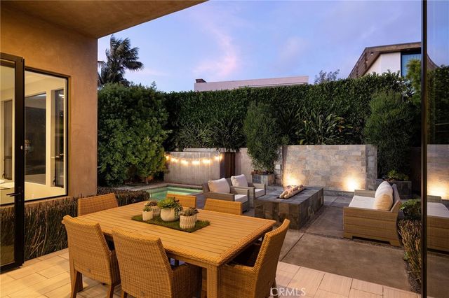 1430 Dolphin Terrace, Corona Del Mar, CA 92625