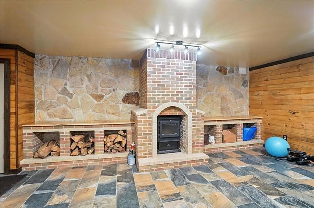 15 Wampler Avenue, Dayton, OH 45405