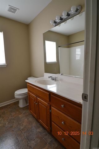 3418 Lacross Drive, Bryant, AR 72022