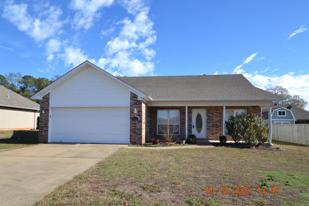 3418 Lacross Drive, Bryant, AR 72022