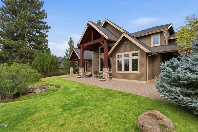 20100 Starfire Ridge Court, Bend, OR 97702