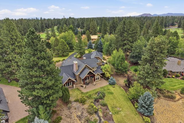 20100 Starfire Ridge Court, Bend, OR 97702