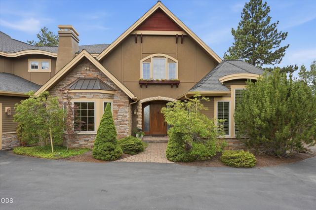 20100 Starfire Ridge Court, Bend, OR 97702