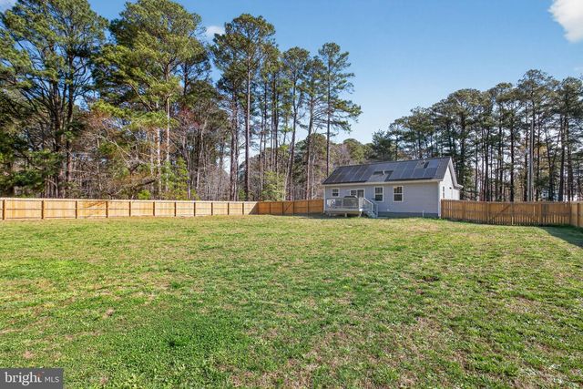 583 CABIN POINT DR, Montross, VA 22520