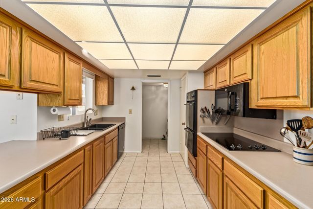 10110 W ROYAL OAK Road, Sun City, AZ 85351