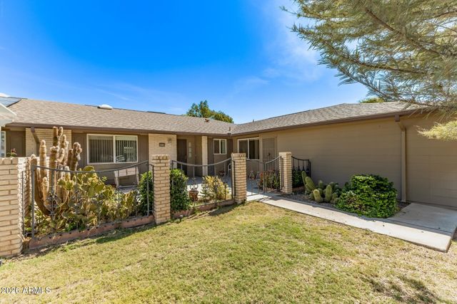 10110 W ROYAL OAK Road, Sun City, AZ 85351