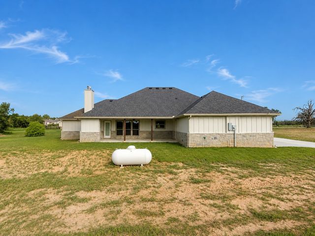 1013 Abbie Ruth Court, Springtown, TX 76082