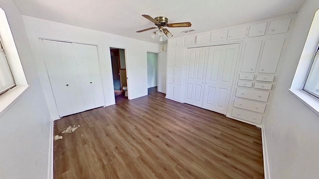 700 N Scarlett Drive, Lacy Lakeview, TX 76705