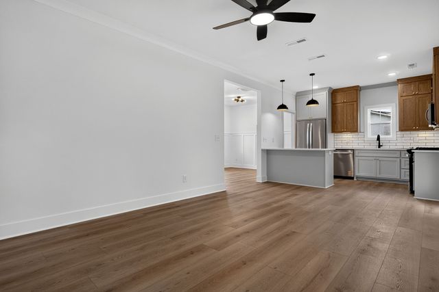 241 Cripps Ln, Smithville, TN 37166