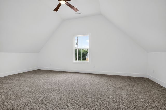 241 Cripps Ln, Smithville, TN 37166