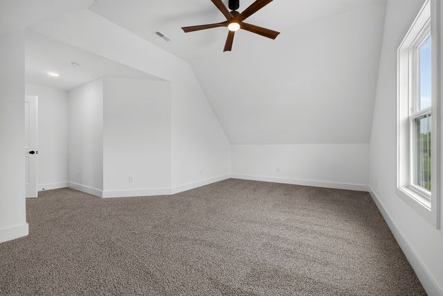 241 Cripps Ln, Smithville, TN 37166