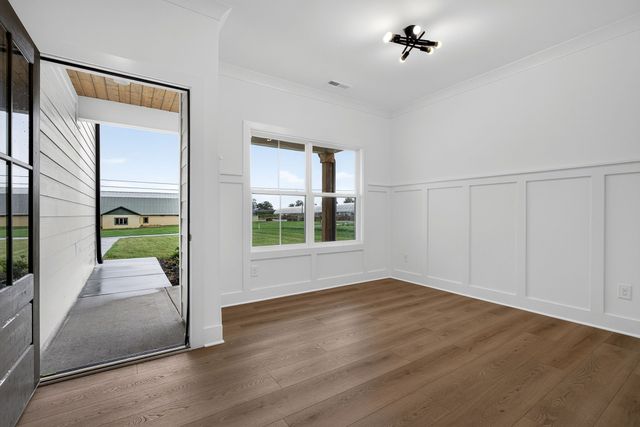 241 Cripps Ln, Smithville, TN 37166