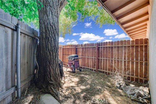 13388 Mohawk Road, Apple Valley, CA 92308