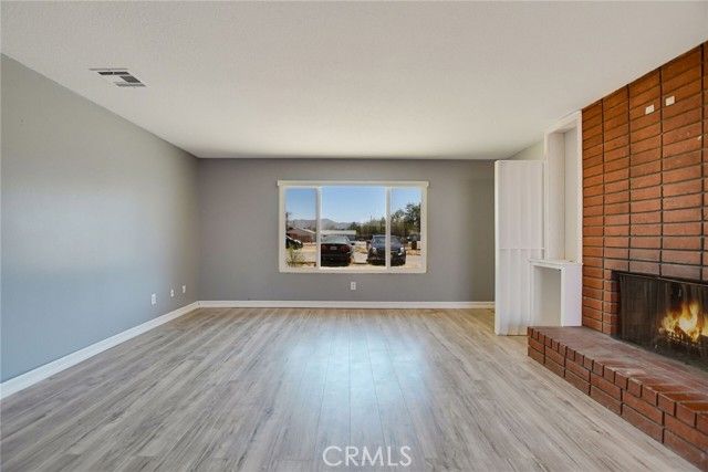 13388 Mohawk Road, Apple Valley, CA 92308