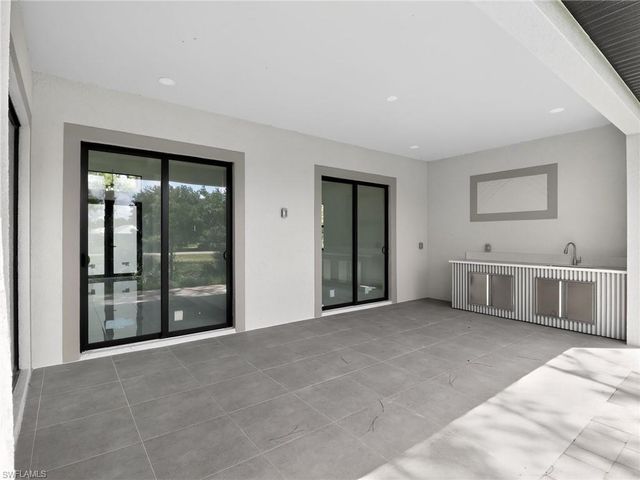 2009 Dixie WAY, Lehigh Acres, FL 33972