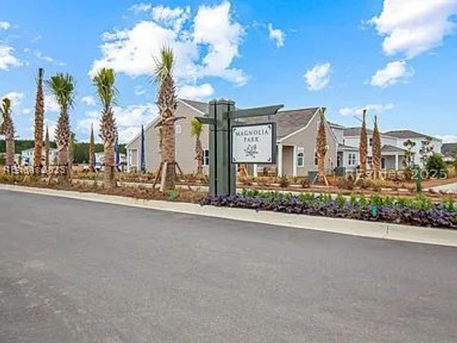 409 Dreher Dr, Hardeeville, SC 29927