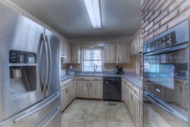306 W 32nd Street, Sand Springs, OK 74063