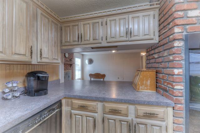 306 W 32nd Street, Sand Springs, OK 74063