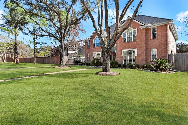 803 Chisel Point Drive, Houston, TX 77094