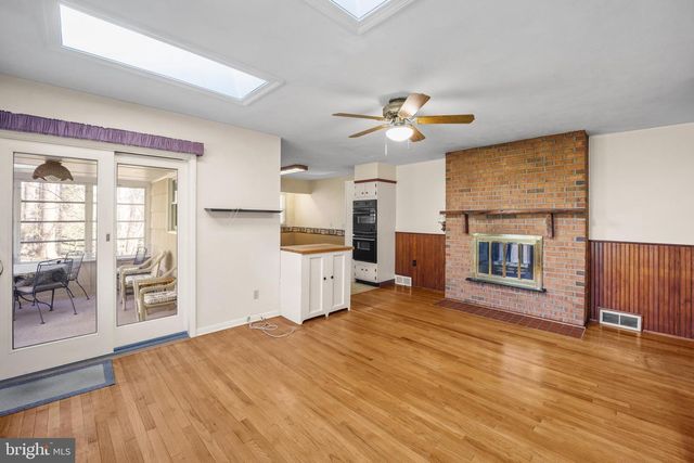 105 VERNON LN, Yardley, PA 19067