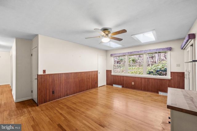 105 VERNON LN, Yardley, PA 19067