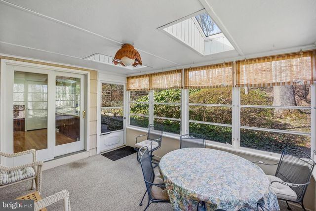 105 VERNON LN, Yardley, PA 19067