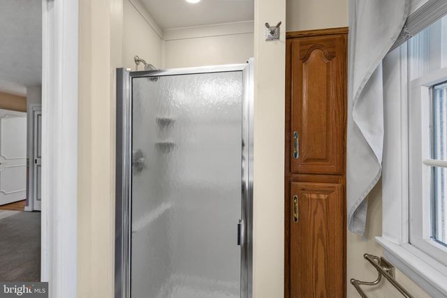 105 VERNON LN, Yardley, PA 19067