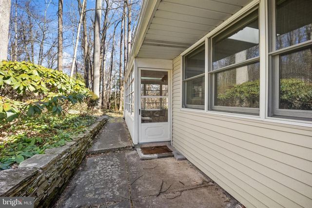 105 VERNON LN, Yardley, PA 19067