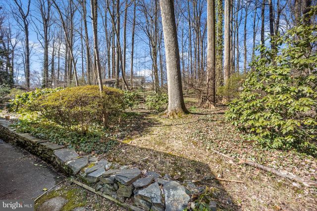 105 VERNON LN, Yardley, PA 19067