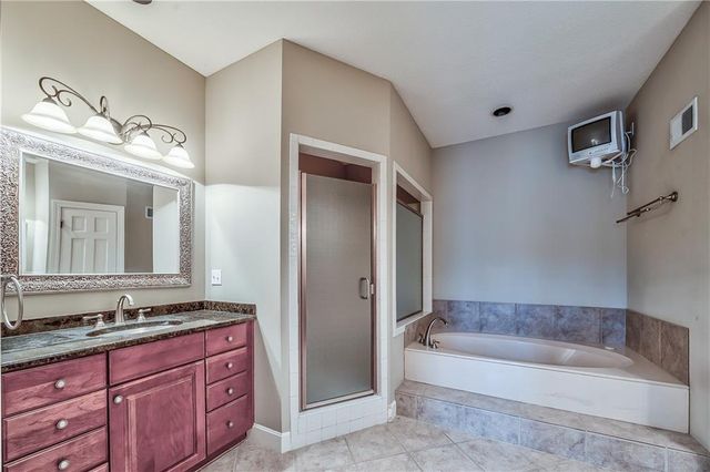 12452 Linden Street, Leawood, KS 66209