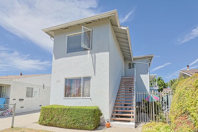 1139 E 67th Street, Inglewood, CA 90302
