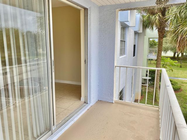 405 Executive Center Drive 208, West Palm Beach, FL 33401