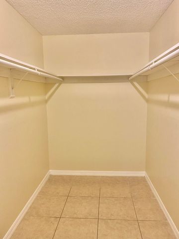 405 Executive Center Drive 208, West Palm Beach, FL 33401