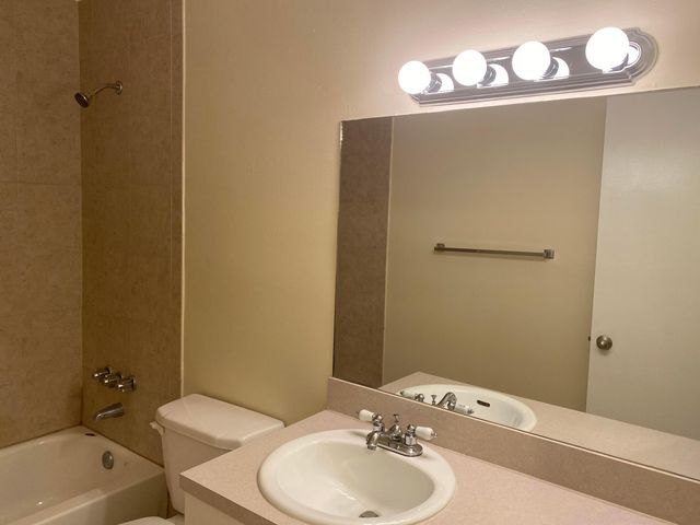 405 Executive Center Drive 208, West Palm Beach, FL 33401