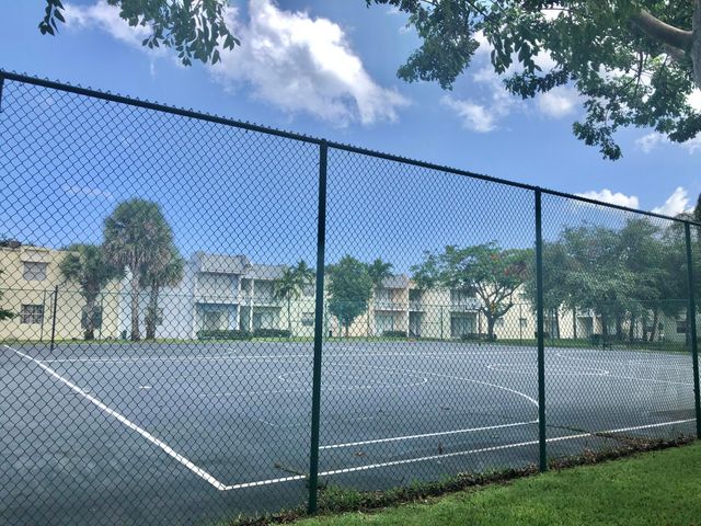 405 Executive Center Drive 208, West Palm Beach, FL 33401