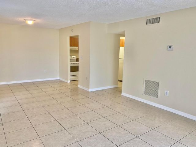 405 Executive Center Drive 208, West Palm Beach, FL 33401