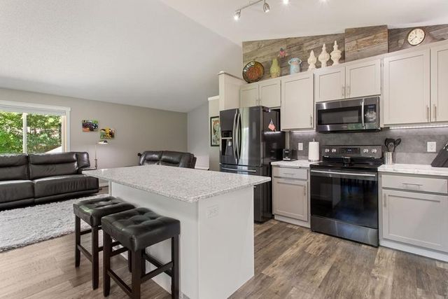 8325 178th Lane NE, Forest Lake, MN 55025
