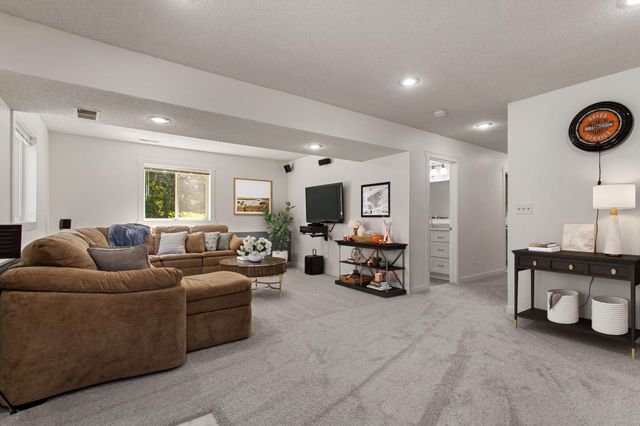 8325 178th Lane NE, Forest Lake, MN 55025